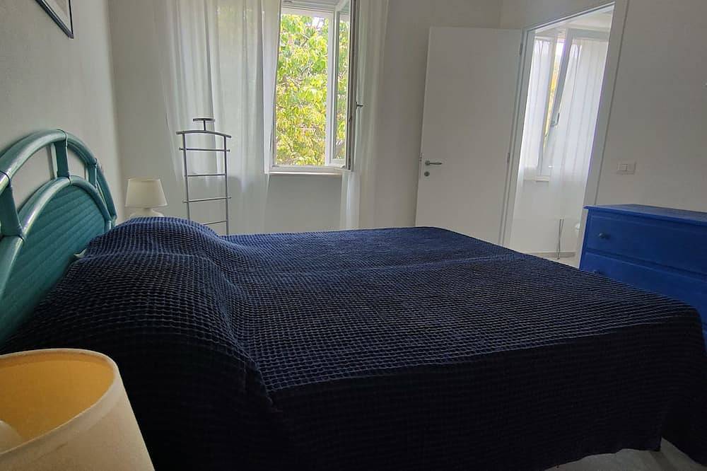 Ganze Wohnung, Casa Pitturini comfortable apartment in quiet area 500 m from the sea in Marciana Marina, Elba