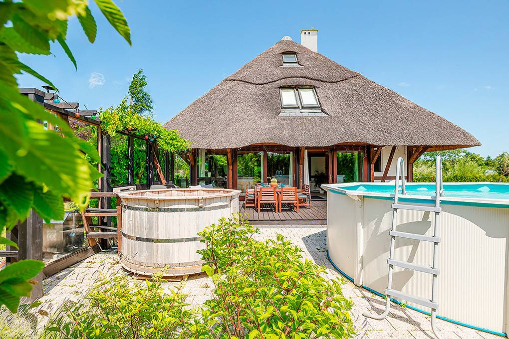 Reetdachhaus Mussur in Przewłoka, Baltic Sea Pomerania