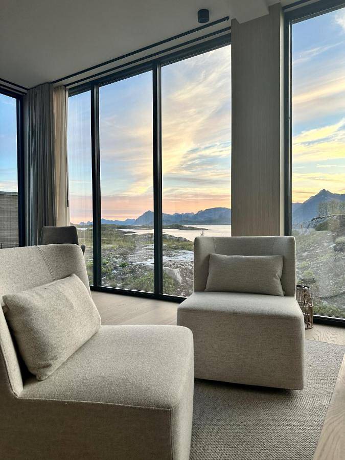 Lyngvær Fjord Lodge - Jacuzzi & Sauna - No 43 in Vågan