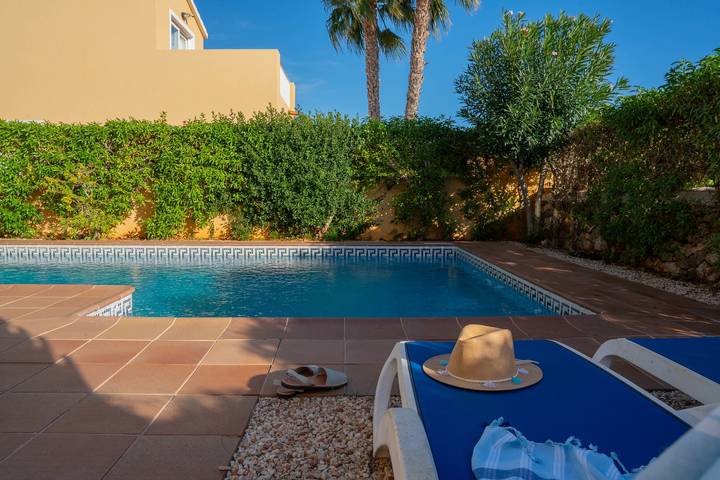 Villa pour 5 personnes, avec jardin et terrasse à Cala Blanca - 3