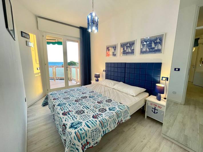 Ferienwohnung für 6 Personen, mit Balkon und Meerblick in Porto Santa Margherita - 3