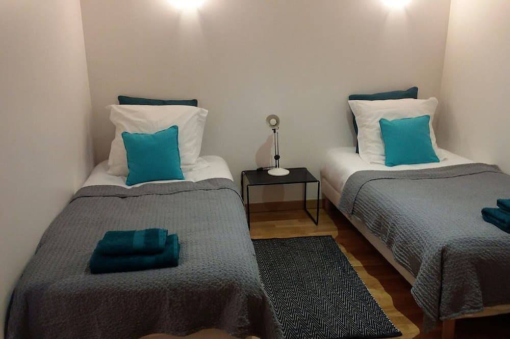 Ganze Wohnung, 3-Sterne eingerichtet komfortable, neu renoviert, ruhig Altstadt in Castellane, Regionaler Naturpark Verdon