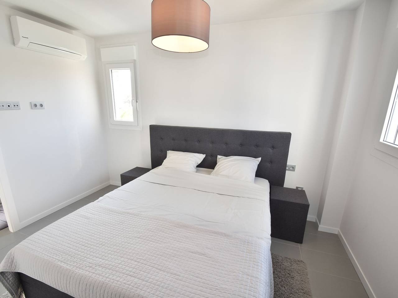 Geheel appartement, Denia Kustverblijf met Zwembad in Las Marinas, Dénia