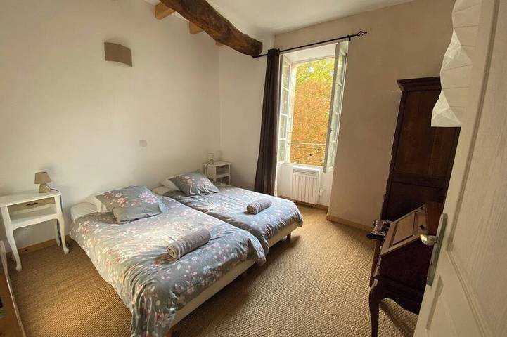 Gîte pour 8 personnes, avec terrasse, animaux acceptés à Blaye - 3