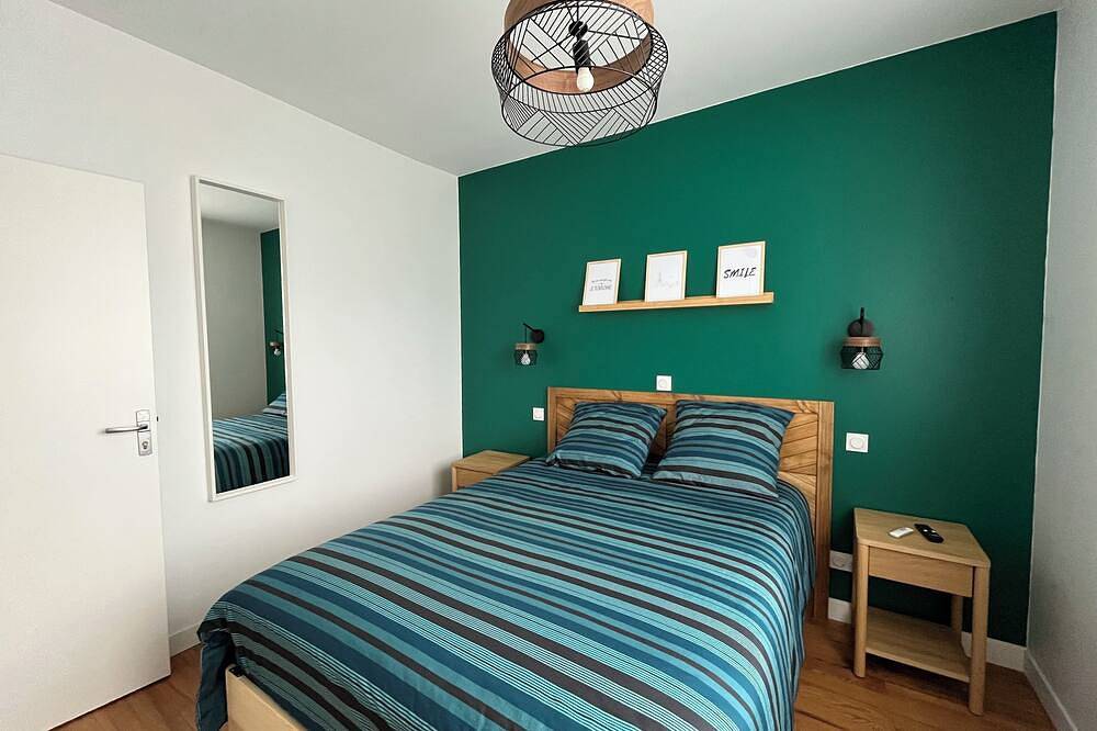 Green Escape – Spacious 3Br House with Garden & Ac near Bordeaux in Cenon, Bordeaux region