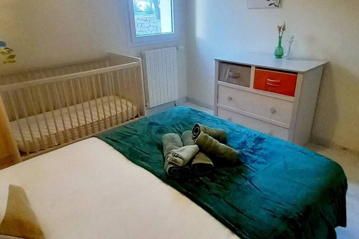 Location de vacances pour 14 personnes, avec jacuzzi et jardin, animaux acceptés à Bas-en-Basset - 4