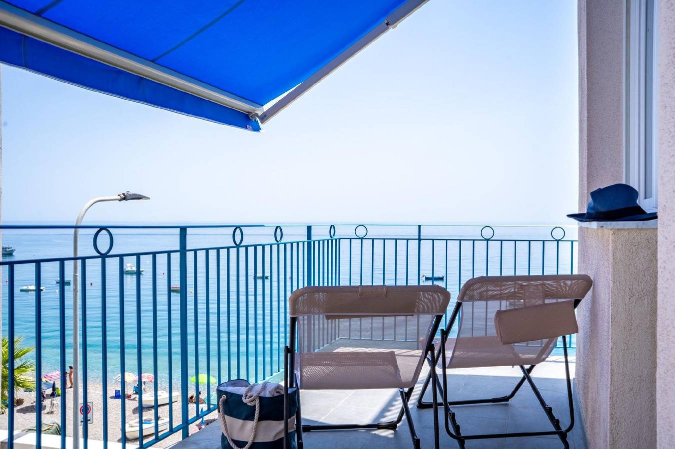 Ganze Ferienwohnung, Meerblick-Wohnung 'Casa Serafina Armonia in Letojanni, Messina Provinz
