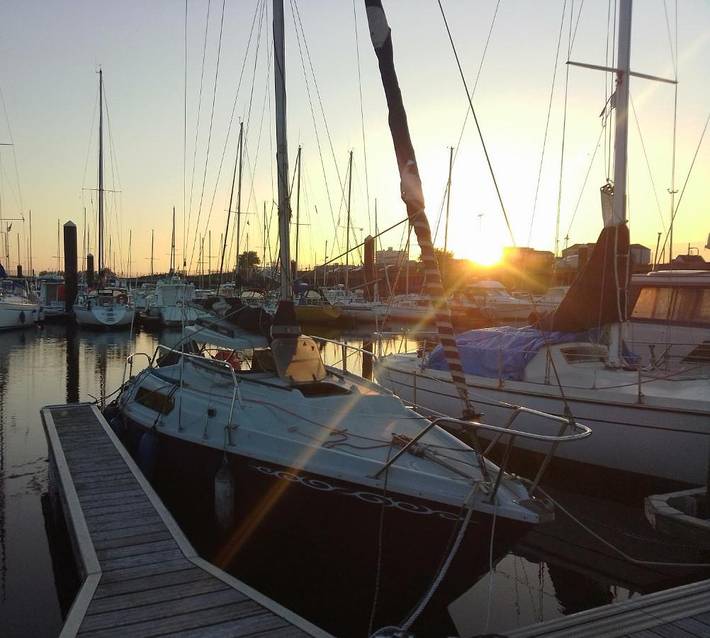 Bateau pour 3 personnes, avec vue et terrasse, animaux acceptés dans Hauts-de-France - 2