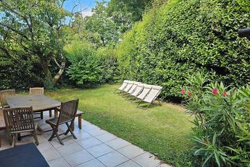 Gîte pour 11 personnes, avec jardin et terrasse à Périgny