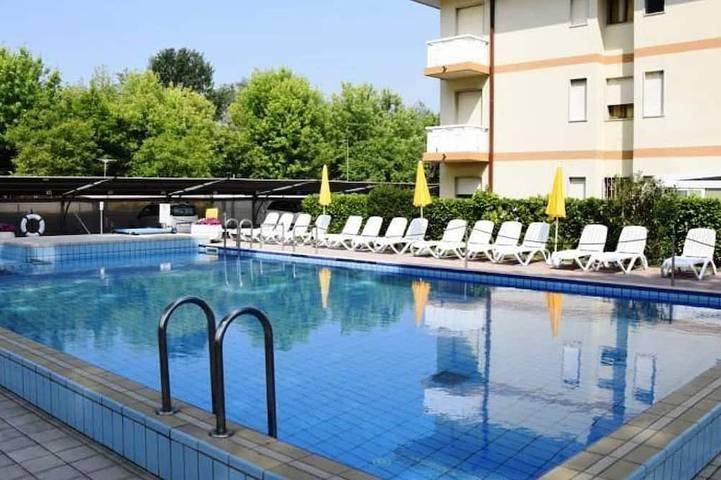 Ferienhaus für 4 Personen, mit Pool in Jesolo