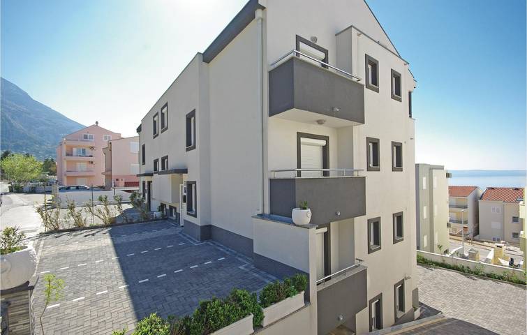 Ferienwohnung für 2 Personen, mit Terrasse in Makarska - 2