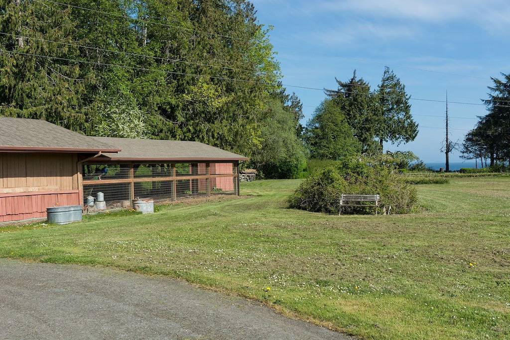 Park Place ist ein sauberes und komfortables Haus mit eigenem Weg zum Strand in Clallam County