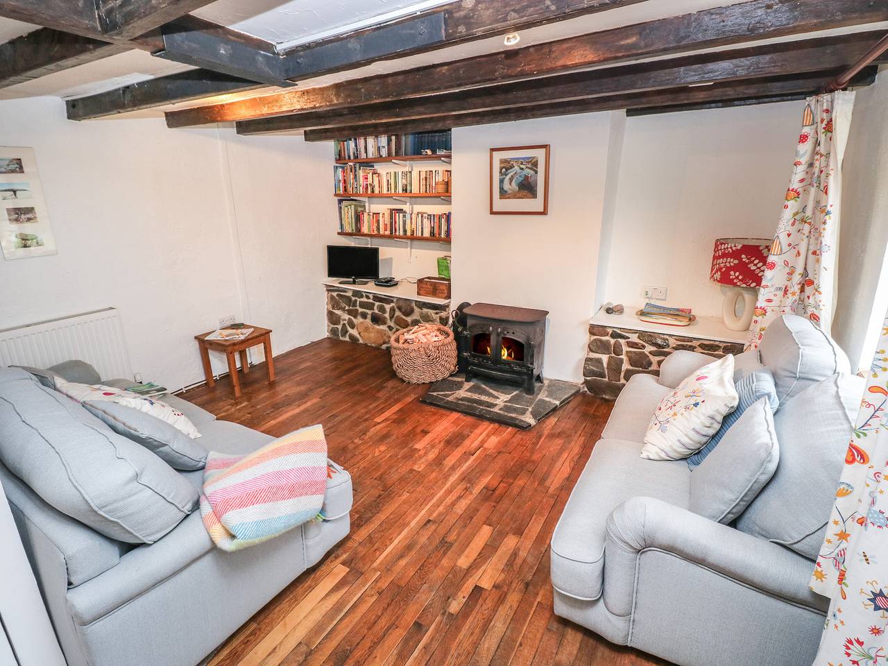 Holiday Rental for 6 People in Trefin, Pembrokeshire