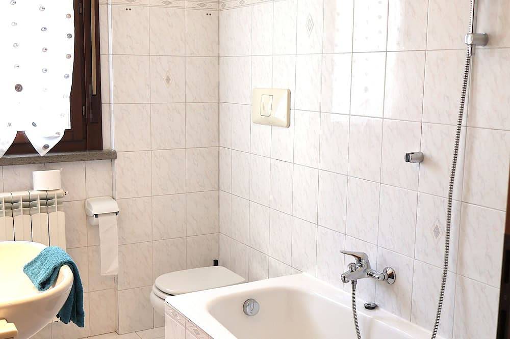 Apartamento entero, [Complete Studio Apartment] Monza in Monza, Brianza