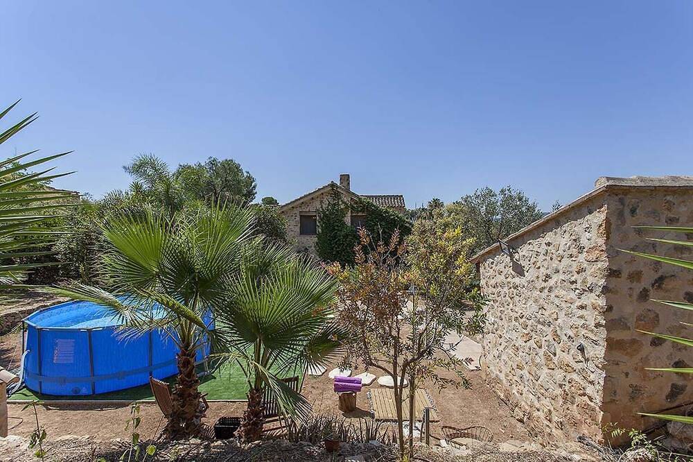 Apartamento entero, Villa Tamarit (Casa independiente, jardín y pisicina , hasta 12 personas) in Pedralba, Provincia de Valencia