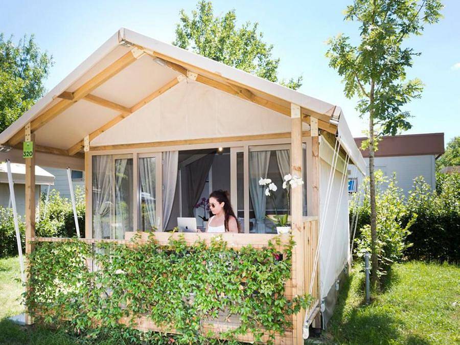 Hu Firenze Camping in Town - Tienda de lona y madera 2 personas - Tienda Safari in Florencia, Provincia de Firenze