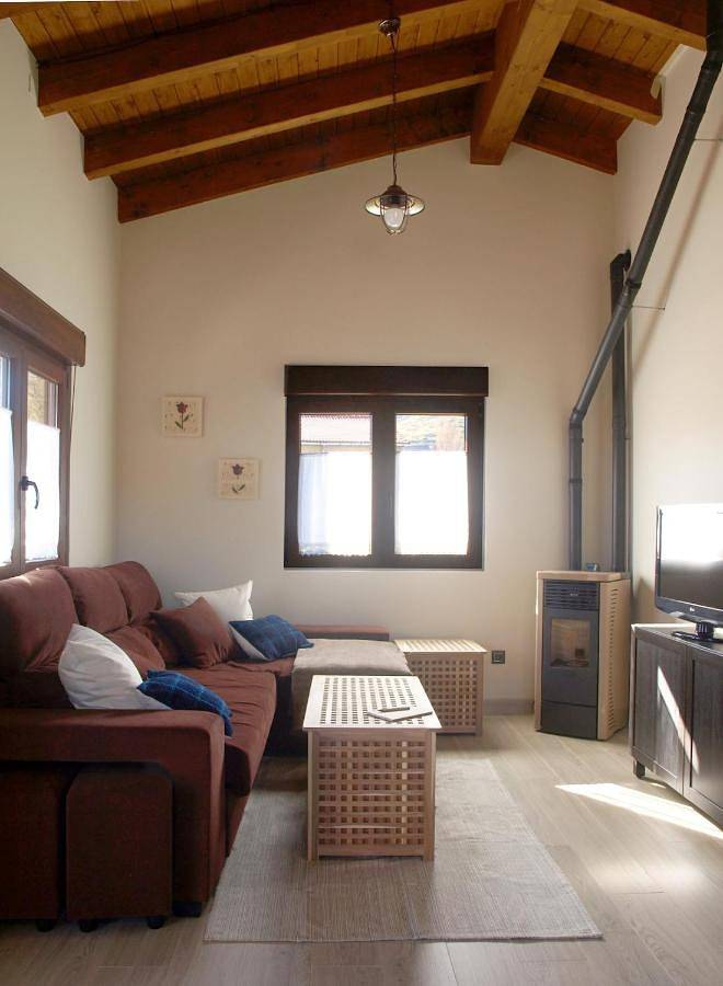 Casa rural para 4 personas, con Terraza además de Jardín y Vistas en Matallana de Torío - 4