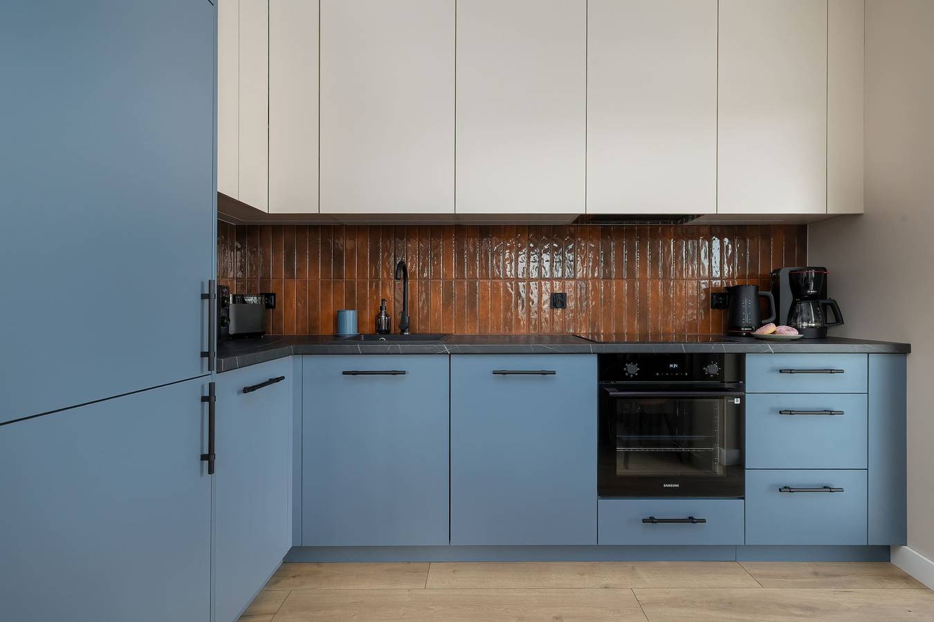 Apartamento entero, Zielonego Mostu 8   Bright Apartment   Parking   Terrace by the river   Air conditioning in Szczecin, Mar Baltico Polonia