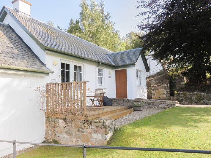 Cottage for 2 people, with garden, with pets in Perthshire