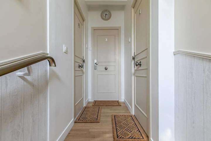 Gîte pour 8 personnes, avec terrasse à Les Pavillons-sous-Bois