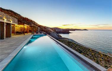 Holiday Home for 6 People in Αχλάδα, North Crete, Photo 1