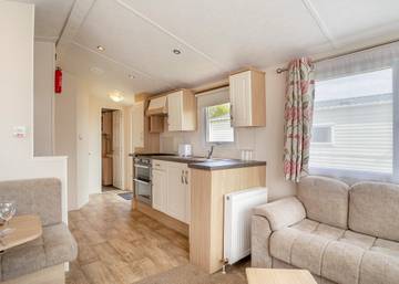 Caravan for 6 People in Charmouth, Jurassic Coast, Photo 2