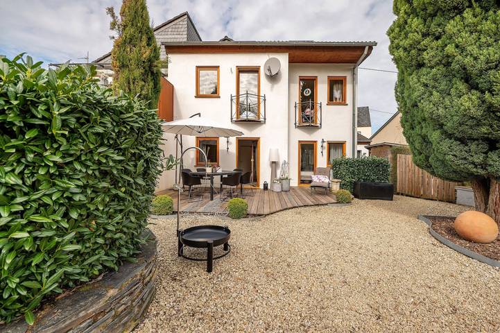 Ganze Wohnung, Ferienwohnung 'Casa Schneck' mit Privatterrasse und Wlan in Longkamp, Bernkastel-Kues & Umgebung