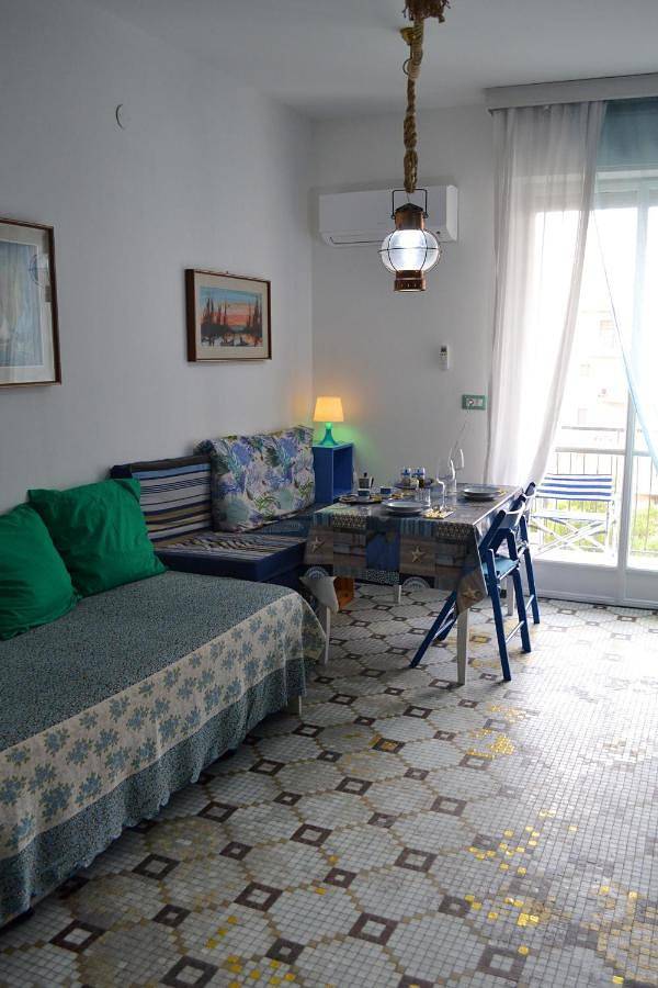 Gîte pour 4 personnes, avec balcon et vue à Borghetto Santo Spirito - 3
