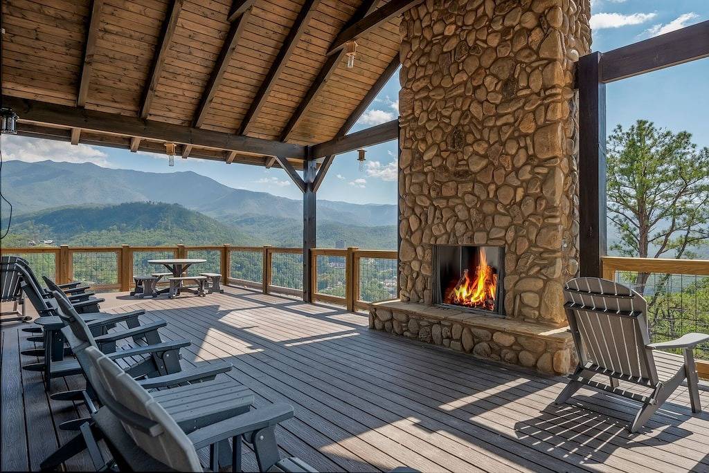 Mega Views, Luxuskabine, 11.000 qm Ft., Theater, Golf Arcade und mehr 86 Personen in Gatlinburg, Sevier County