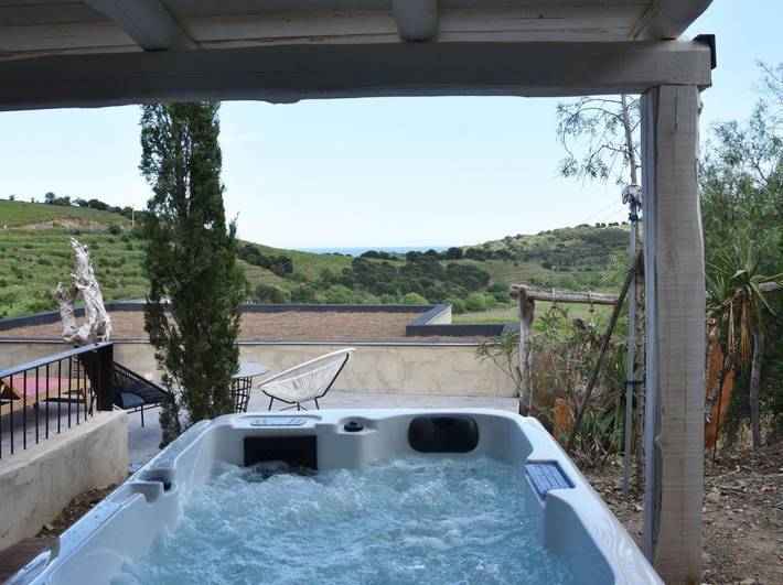 Chambre d’hôte pour 2 personnes, avec vue et jardin, animaux acceptés dans les Pyrénées-Orientales - 2