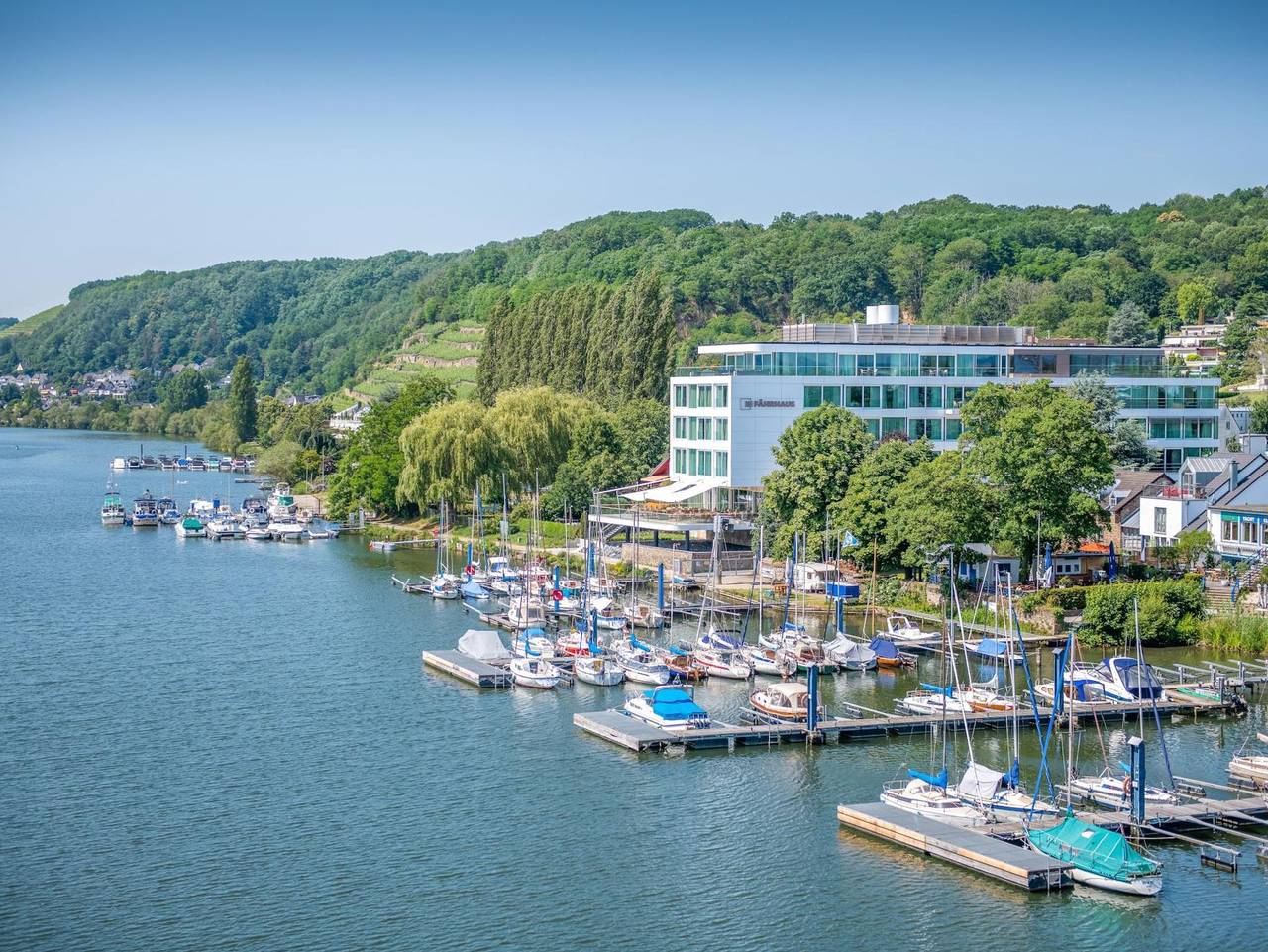 Fährhaus Koblenz - Junior Suite - Rhenaniasuite in Metternich, Koblenz