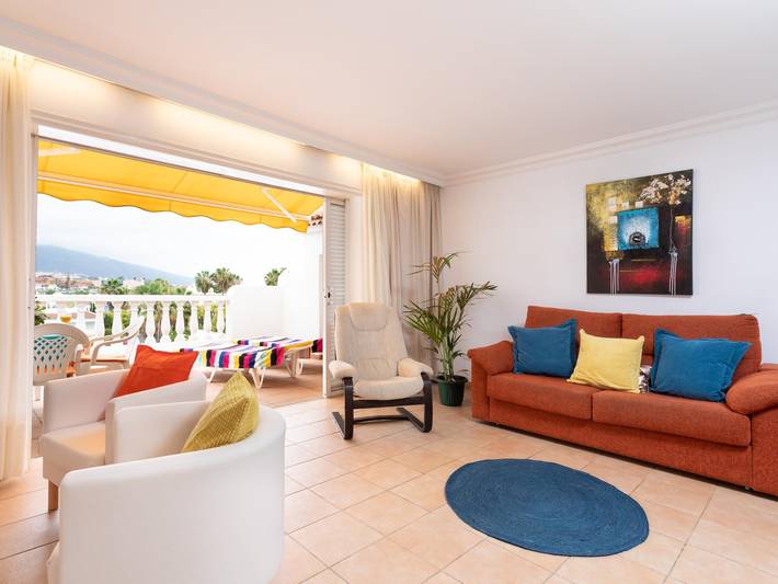 Ferienwohnung für 4 Personen, mit Pool und Balkon/Terrasse