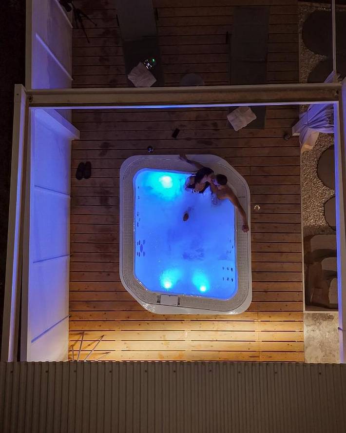 Maison de vacances pour 4 personnes, avec vue et piscine ainsi que sauna et jardin