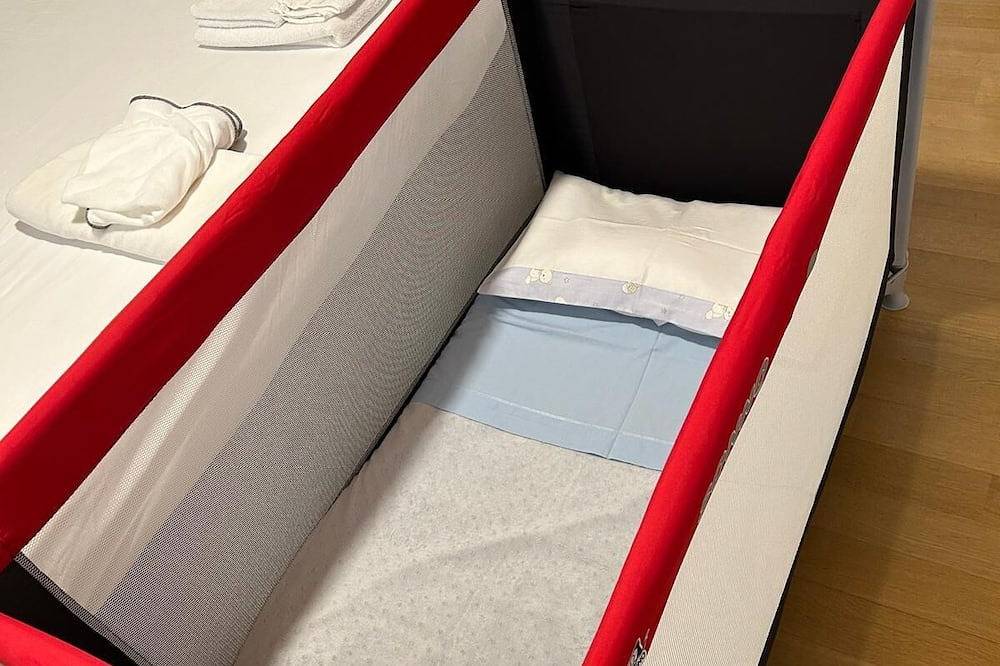 Ganze Wohnung, Delightful apartment in the historic center of one of the most beautiful villages in Italy. in Lovere, Iseosee