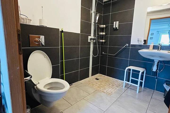 Maison de campagne pour 20 personnes, avec sauna et piscine ainsi que jacuzzi et jardin à Champdray - 4