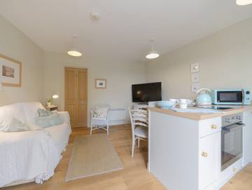 Holiday Home for 2 People in Herefordshire, West Midlands, Photo 2