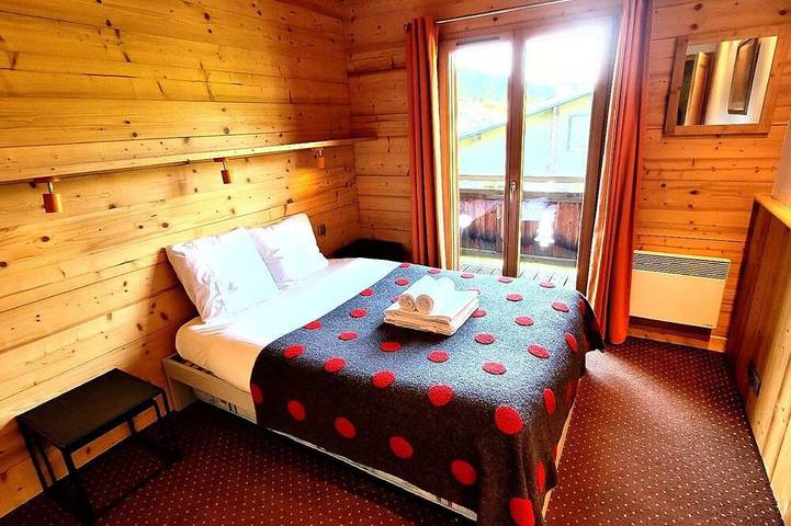 Ganze Wohnung, Helles Duplex mit Garten, in der Nähe der Pisten, 6 Pers., Parkplatz in Les Gets, Les Portes du Soleil