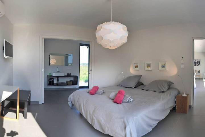 Location de vacances pour 10 personnes, avec jardin à Cairanne - 2