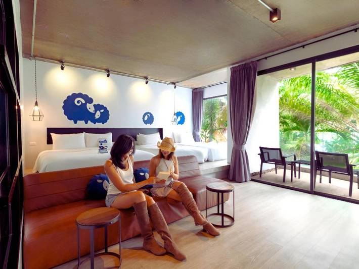 Resort for 6 personer, med børnepool og have samt pool - 1