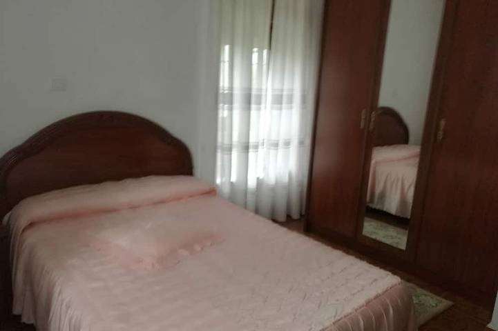 Casa con terraza  jardín y vistas a la bahía de Santander in Pedreña, Marina de Cudeyo