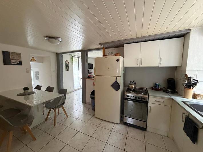 Location de vacances pour 6 personnes, avec jacuzzi et piscine ainsi que bassin pour enfant et jardin, adapté aux familles à Oderen - 3