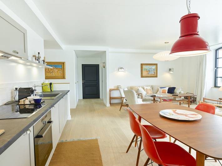 Apartamento entero, Elegante apartamento moderno con vistas al puerto en Sauzon in Sauzon, Côte des Mégalithes