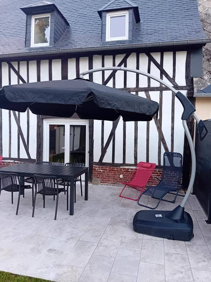 Location de vacances pour 4 personnes, avec vue et jardin à Épégard - 3