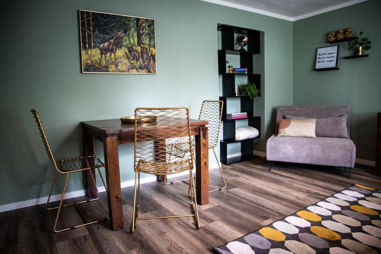 Ganze Wohnung, Unterschlupf Radeberg mit Garten & Whirlpool in Radeberg, Oberlausitz-Niederschlesien