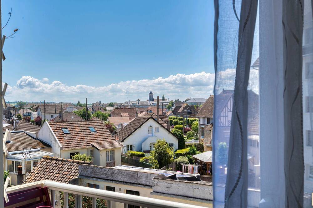 Apartamento entero, Charming apartment, 5 minutes from the beach! in Ouistreham, Región de Caen