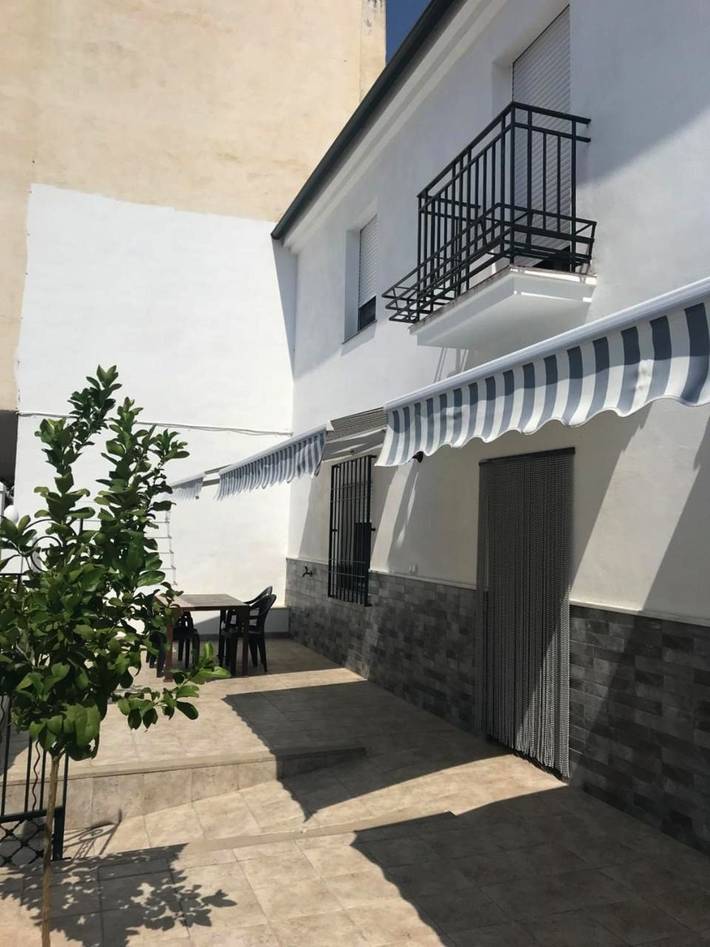 Casa rural para 8 personas, con Balcón además de Terraza y Vistas en Cenes de la Vega