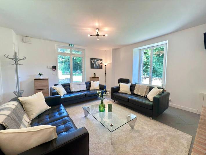 Location de vacances pour 10 personnes, avec balcon et jardin à La Chapelle-Rablais