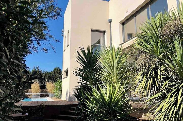 Villa pour 6 personnes, avec jardin et terrasse