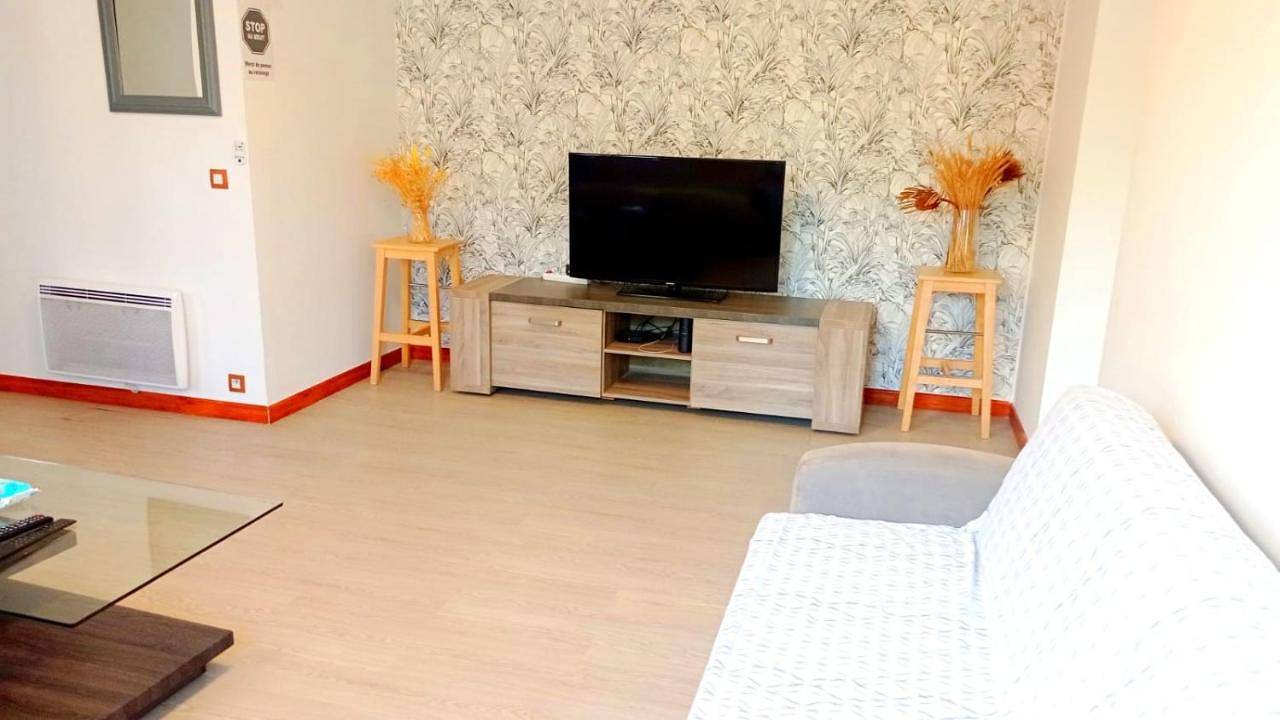 Appartement entier, One-Bedroom Apartment in Lagny-sur-Marne, Seine-et-Marne