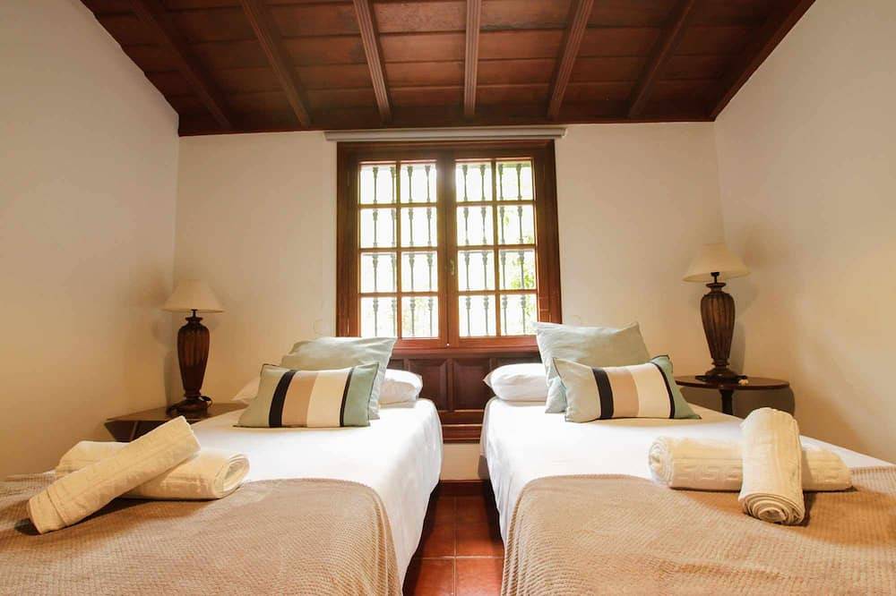 Casa privada con piscina-jacuzzi en La Orotava in La Orotava, Tenerife Norte